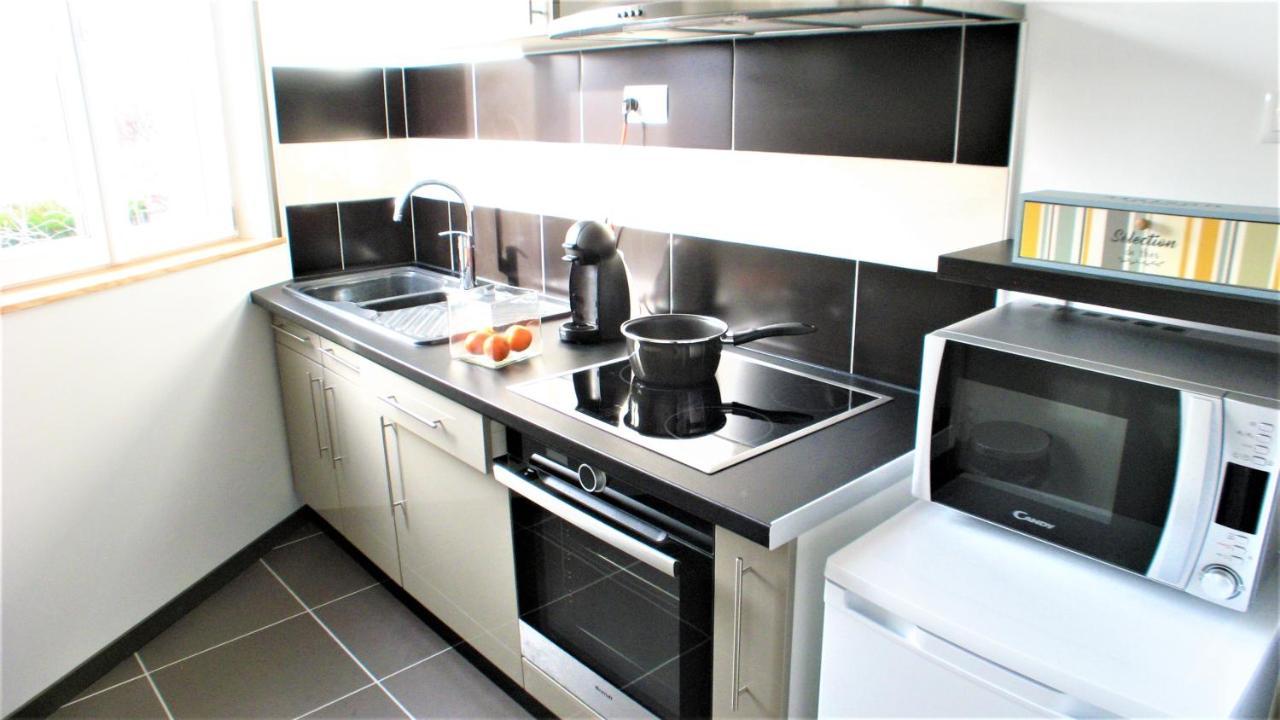 Charmant F1 Bis Atypique Gannat Exterior photo